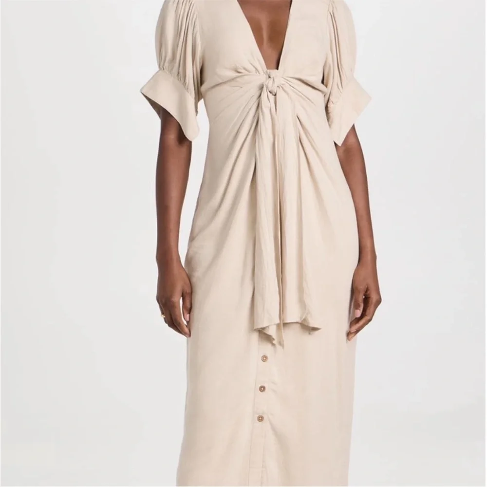 Free People questions leave